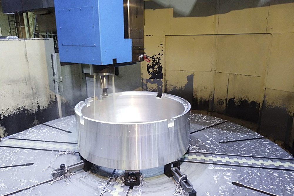 Usinage de grandes pièces sur machine outil